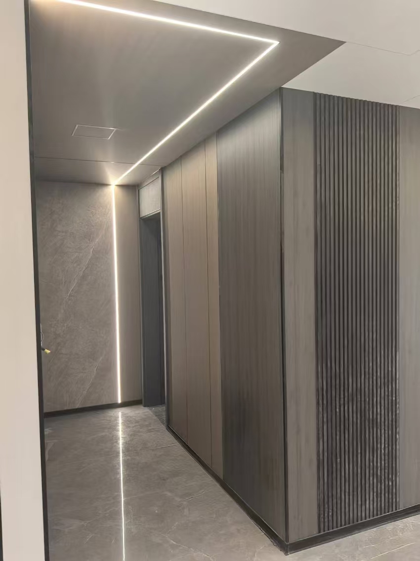 多元化、多種類(lèi)、在全鋁的路途上不斷地探索創(chuàng)新、力爭(zhēng)上游